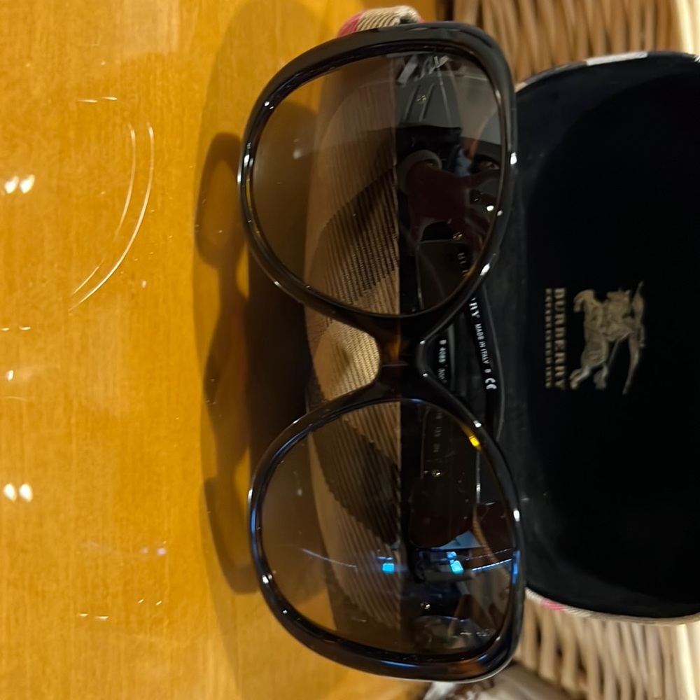 Burberry Tortoise Color Oversized Sun Glasses